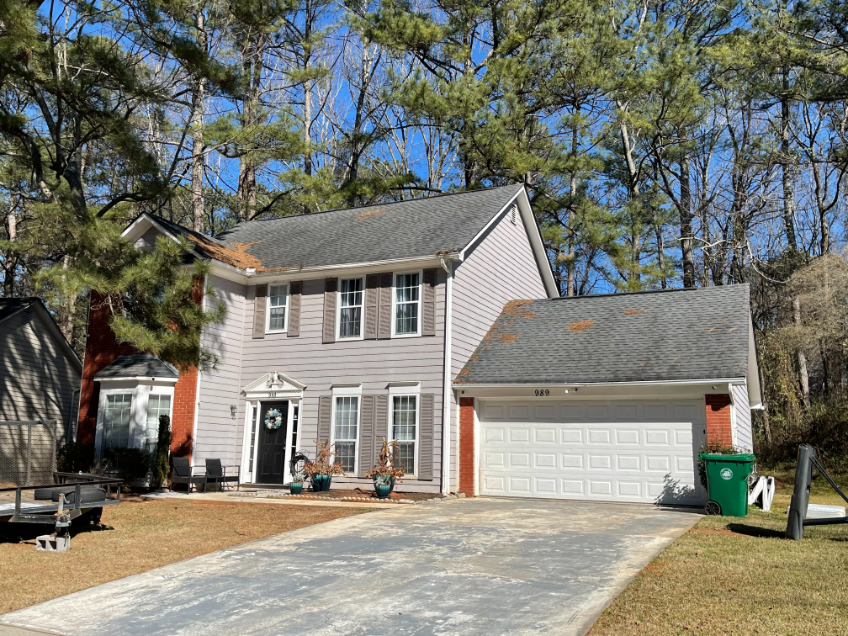 Roof Cleaning in Stone Mountain, GA