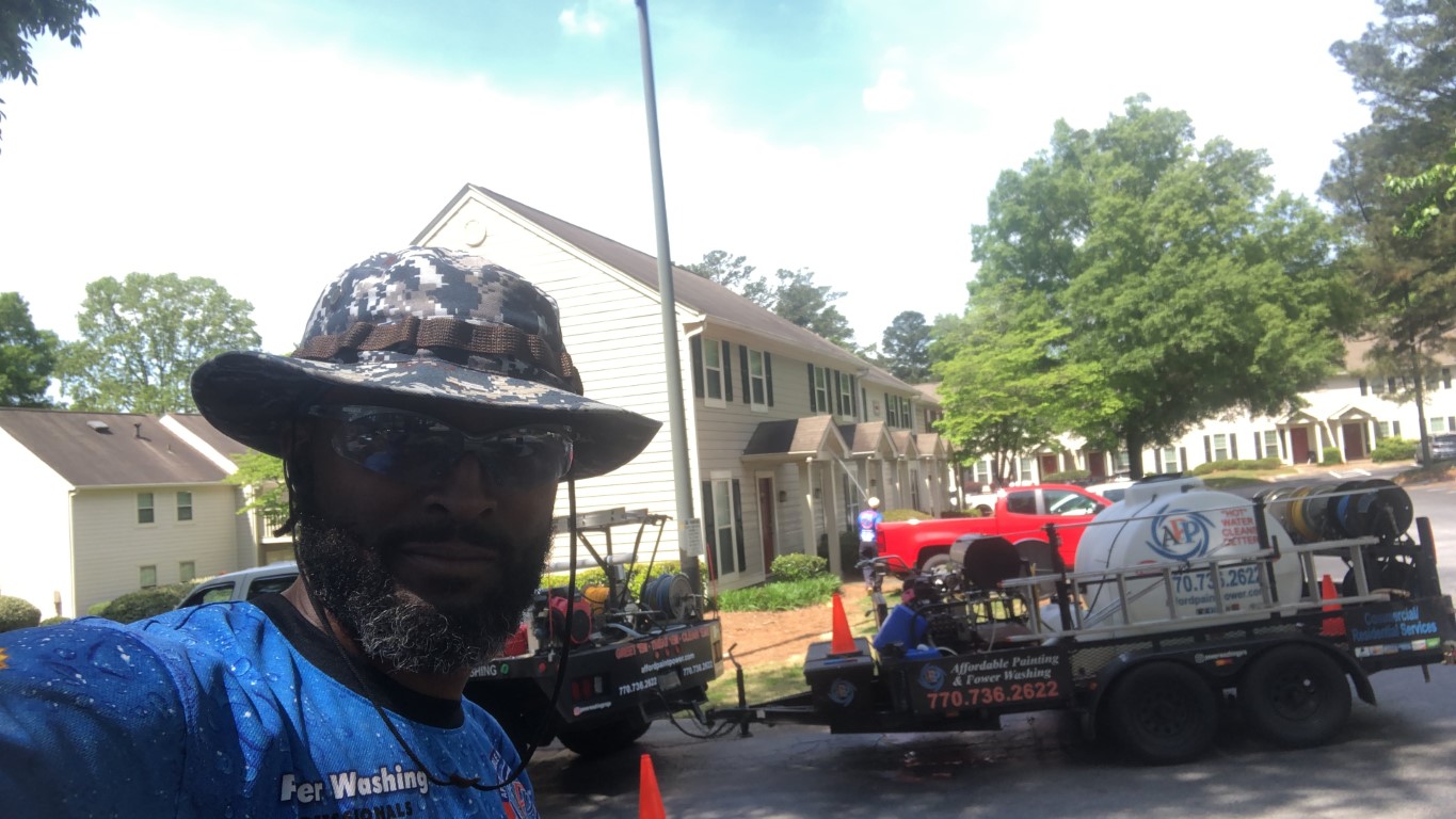 Apartment Building Cleaning on Holcomb Bridge Rd in Norcross, GA
