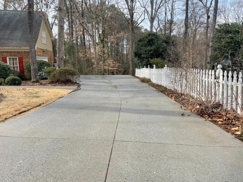 Driveway and Sidewalk Cleaning in Snellville, Ga