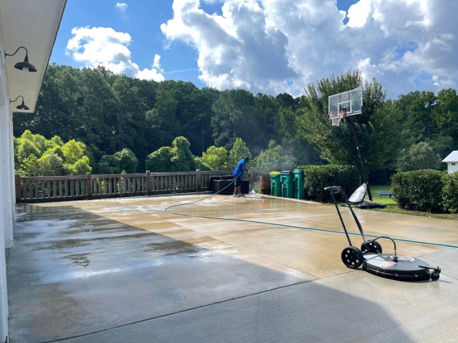 Pressure Washing and Driveway Cleaning in Alpharetta, GA