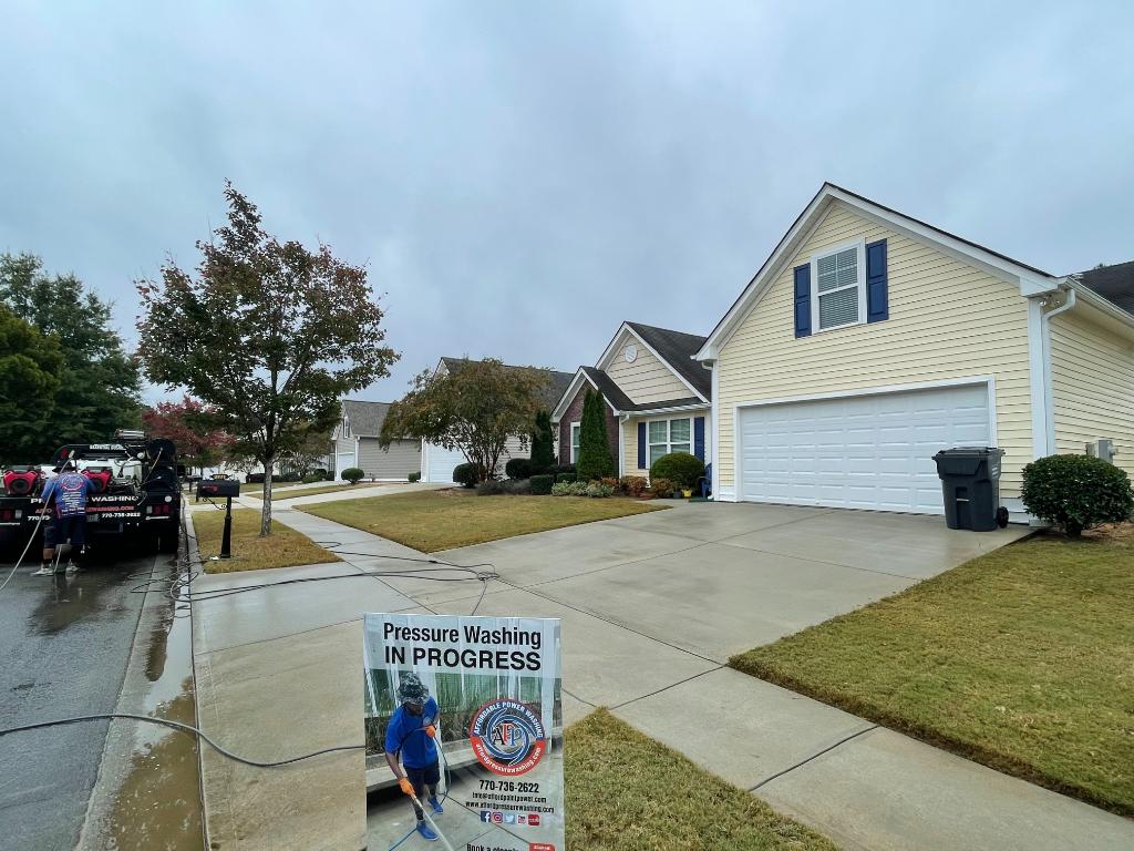 Pressure Washing in Loganville, GA (1)