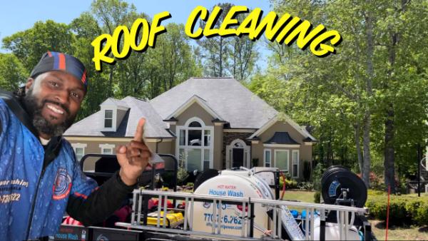 Roof cleaning 001 min