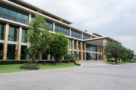 Medical Facility Cleaning